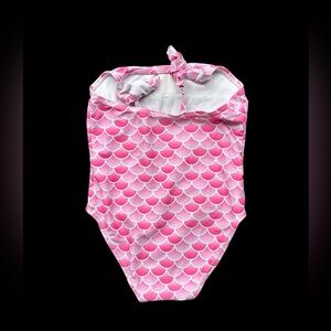 ✨Pink and white one-piece swimsuit with adjustable tie and ruching detail✨